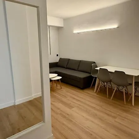 Vivienda Renovada Y Centrica Bilbao