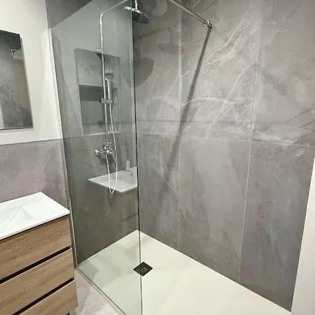 Vivienda Renovada Y Céntrica