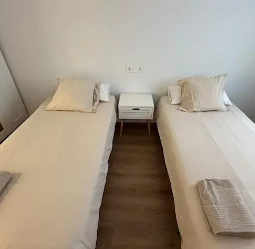 Lejlighed Vivienda Renovada Y Centrica